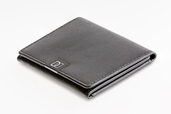 小さい財布 コンパクトな財布 おすすめメンズブランド14選 3タイプ別 メンズ財布ブランドの人気おすすめランキングをご紹介 Wallet Search