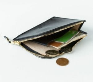 L字ファスナー財布は使いにくいのか？Lファスの特徴を解説します！