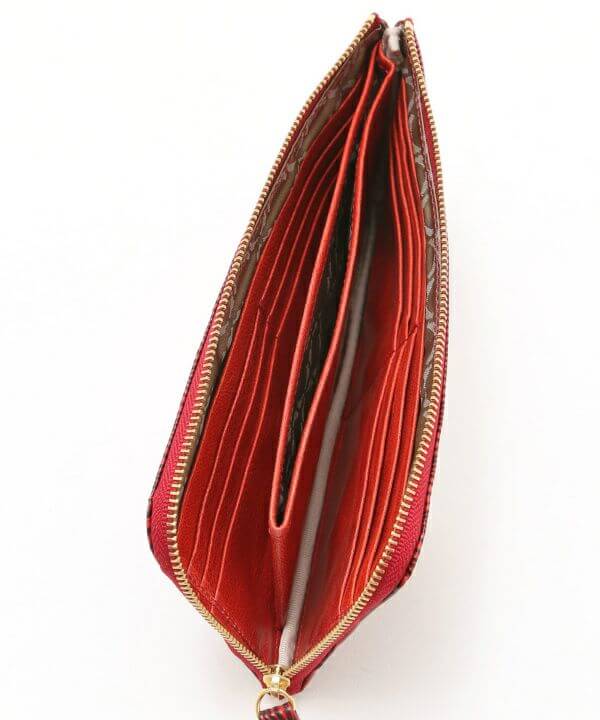sotでおすすめの札入れ「薄い長財布タイプ」：オースピスレザーLファスナー 長財布