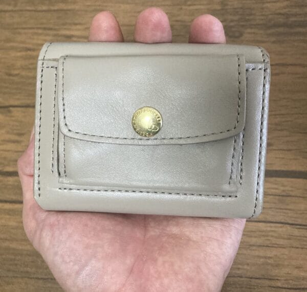サイズ・重量感｜Smart Wallet2 Saffiano（ライフポケット財布）